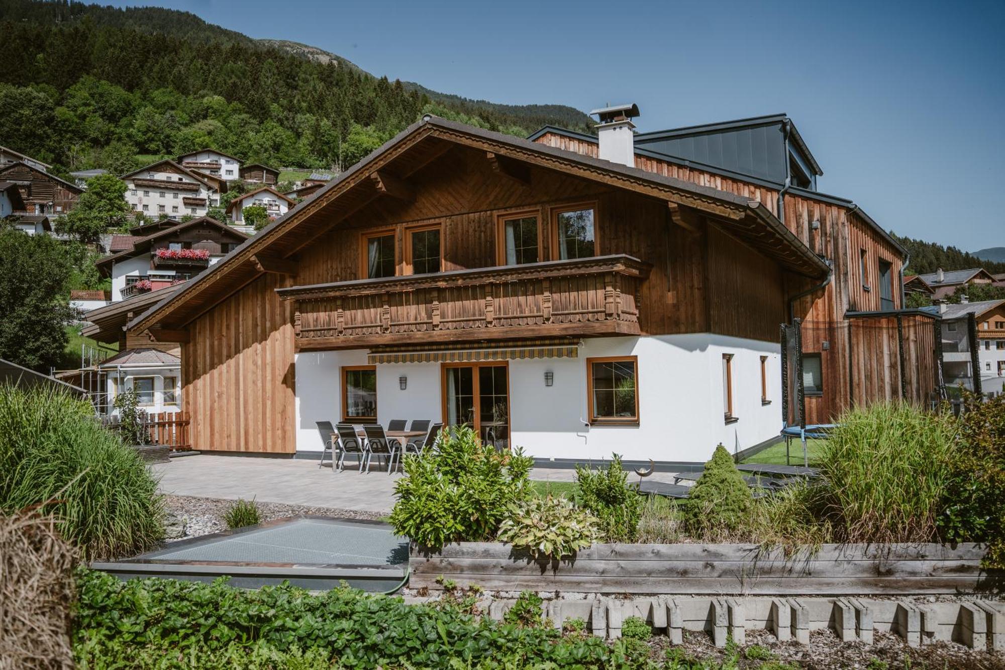 Alpenzeit Villa Ладис Екстериор снимка